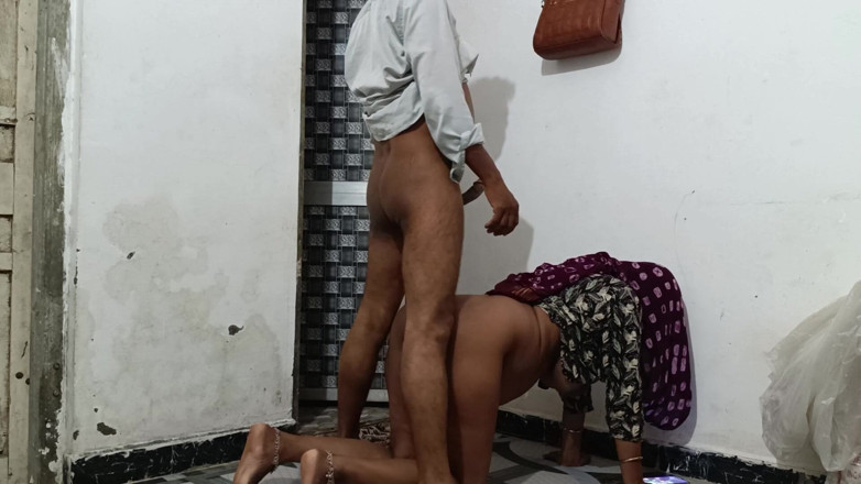Bhabhi UP: Desi Couple