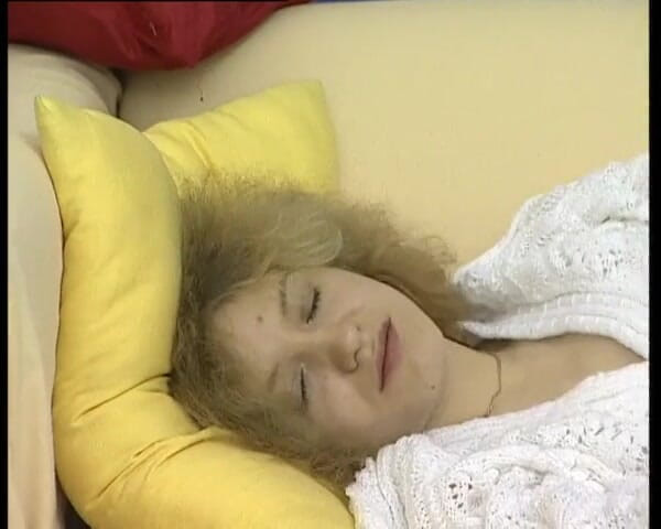 YOUR FIRST PORN: La kleine Lydia Zeigt era sie kann - la piccola Lydia...