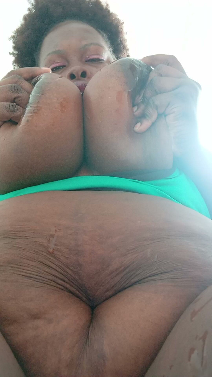 Adult-vids: आप लोगों के लिए