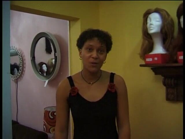 Lucky Cooch: Bunăciune negresă care își schimbă hainele