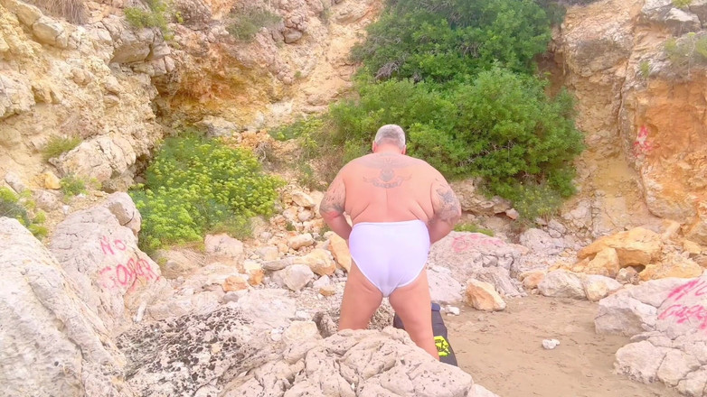 Hand-Free-Daddy-Chub: Căpitanul Cave Man Are Orgasm Cu Mâinile Libere După Locuirea În...