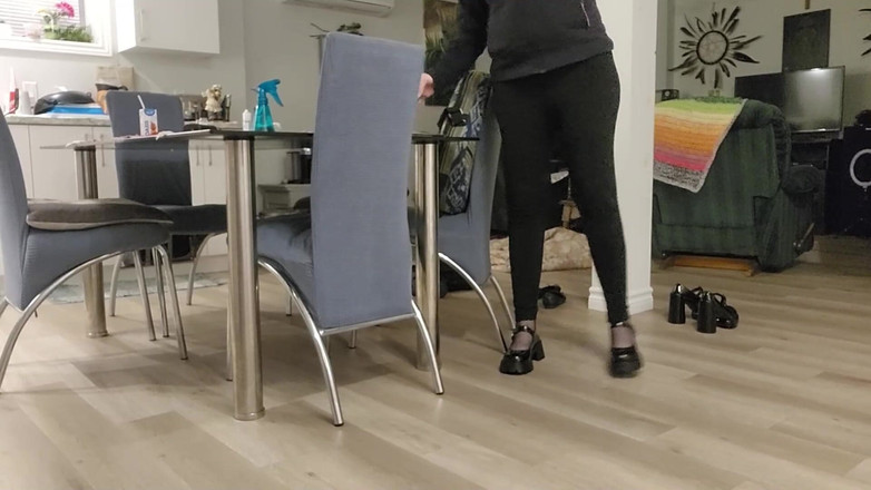 Miss jj chose: Mary Jane De Chine