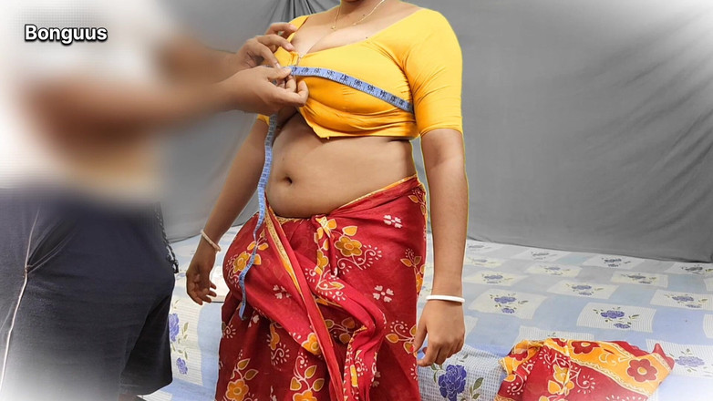 Riya Bonguus: Tante seksi dengan toket besar ini dientot habis-habisan sampai dicrot...