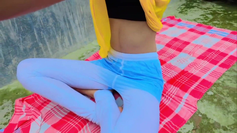 Rajiya: Novia india local con apretado coño en video de sexo...