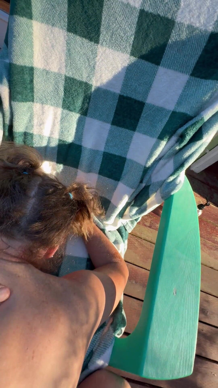 Bonewizzard69: Bonemaiden vú to thủ dâm lẫn nhau và trở nên...