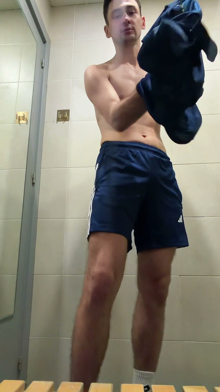Nick Lewis: Post-workout Shower Jerk off