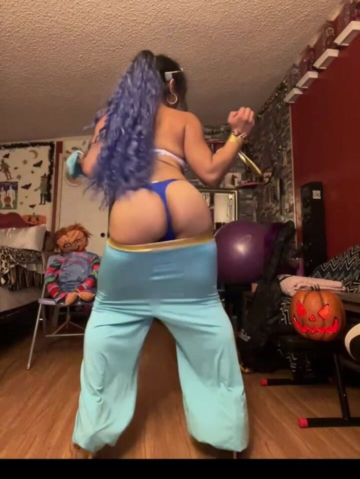 TSJade95: Princess Tsjade Stripdances in Halloween Costume
