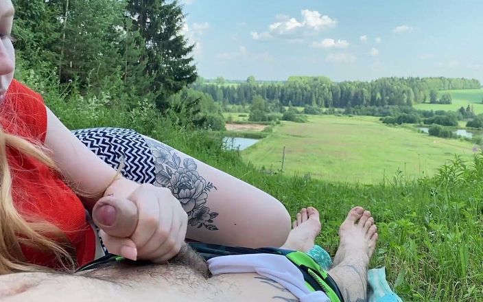 Ku_vadik: Ruské teenagerky šukají v přírodě