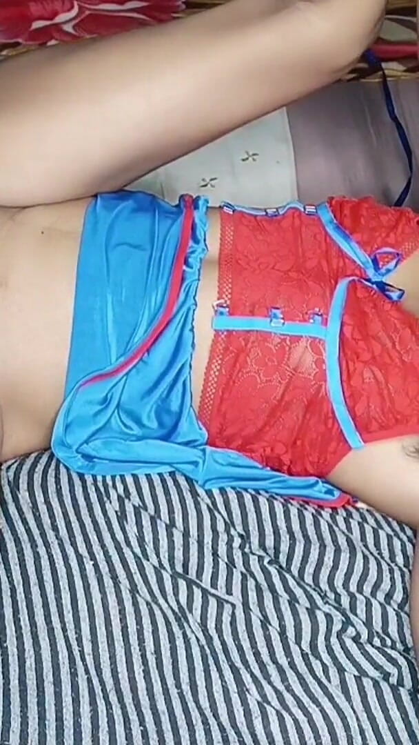 DIMPEEKUMARI21Y: 18-летнюю подругу трахнули