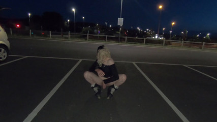 The Midnight Minx: Minxys midnight skate