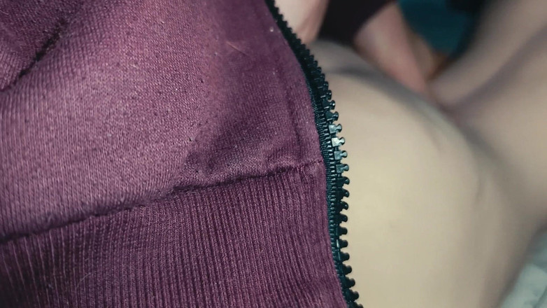 Artemisa74: Üvey oğlum en sevdiği tantaly bebeğiyle mastürbasyon yapıyor ve ona...