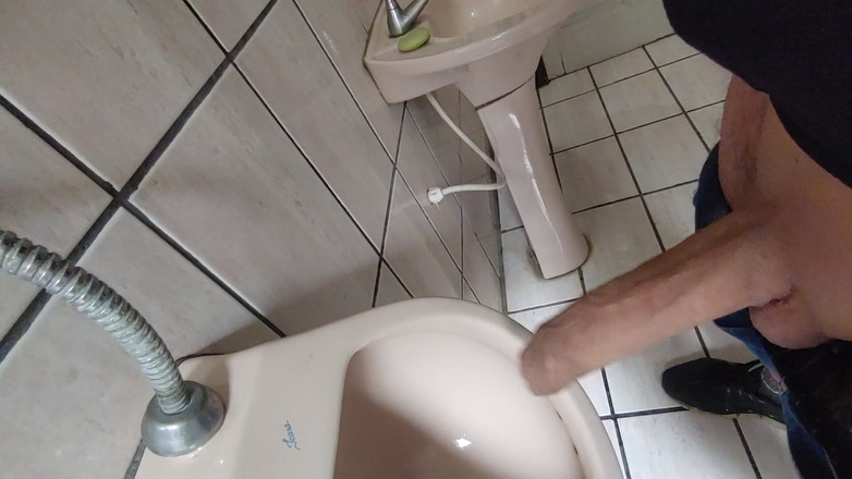 BruxoAlpha777: w łazience 4