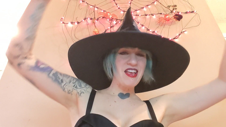 Geeky Femdom: Witch Jessica- Toko Penyihir