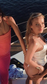 Minunat sex de burlaci în patru cu Alexa Flexy, Lia Lin și May Thai