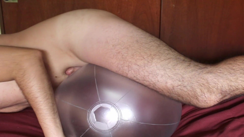 Inflatable Lovers: Inflatable clear beachball