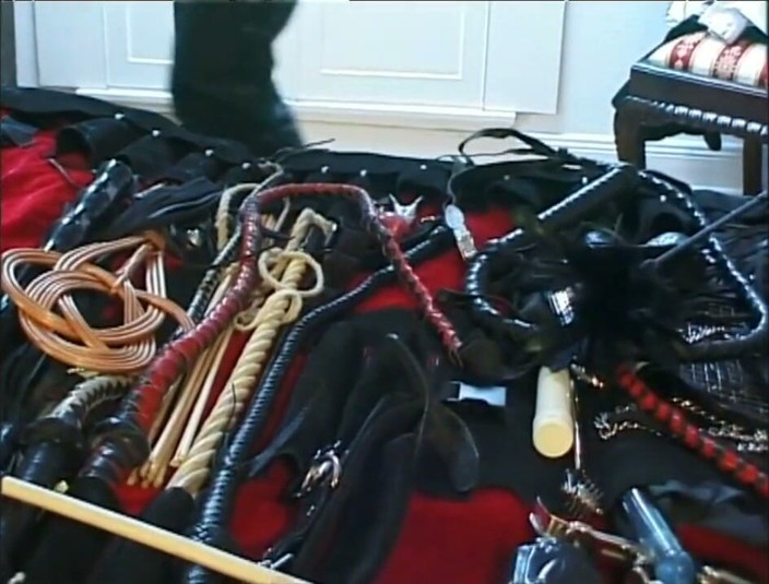 Absolute BDSM films - The original: Toket besar memalukan meraba dan bermain lilin
