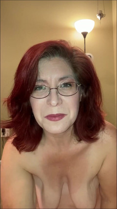 Elianna: 继母很高兴看到你 - 定制视频