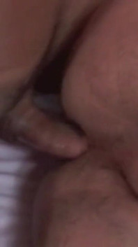 Lauren Young Straigth se fait baiser par son ami