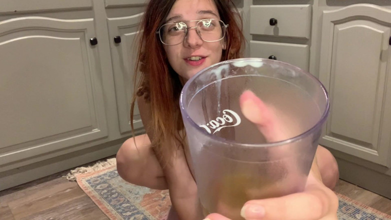 Wookie Princess: Cup O Pregnancy Piss