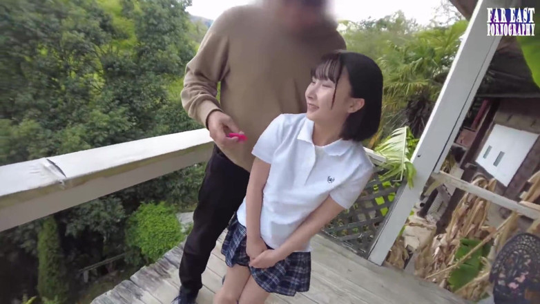 Far East pornography: Frenesi de impulso levantado com uma beleza apertada suave saltando...