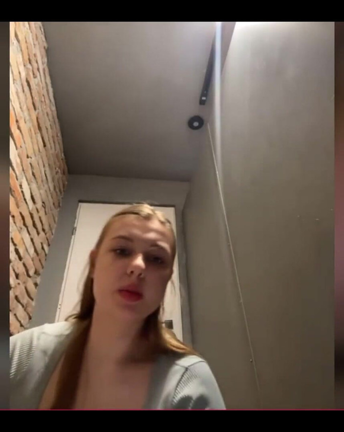 JuiceLussie: Dobel Penetrasi. Seks anal. Muncrat banyak banget