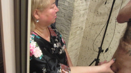 Zona901: Mother-in-law sucks and jerks off my cock while extracting nectar