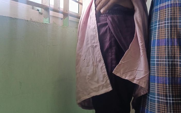 Laxi ammu: Chennai-huisvrouw geniet van rollenspel romantiek