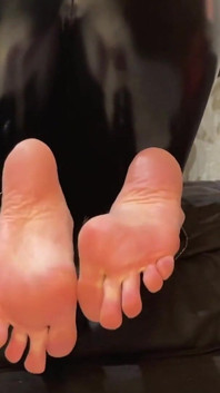 Adora i miei piedi!