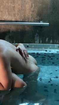 Sauna Bareback - Throat Fuck, Hole Stretching, Thick Cock and Creampie