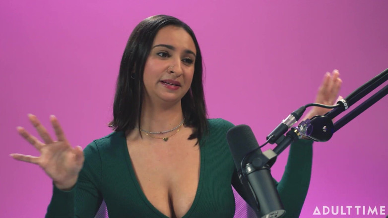 Adult Time Podcast: Hailey Rose Says People Underestimate Kissing and Intimacy