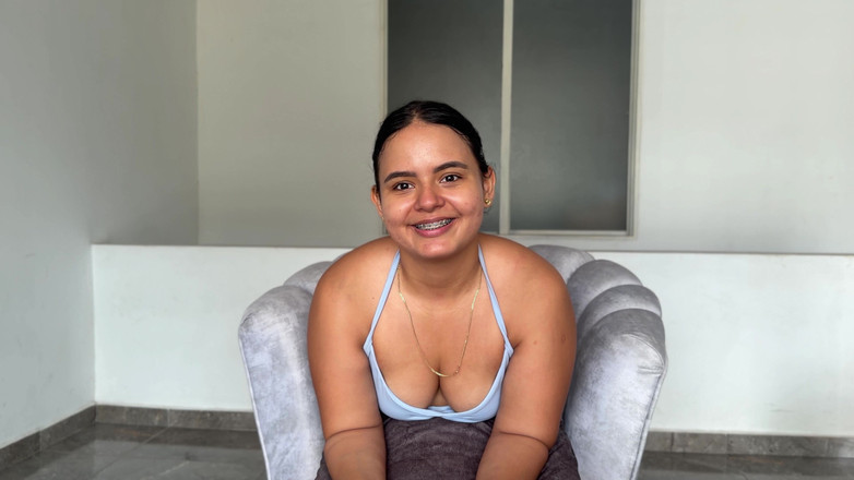 MaRaSexx: Thử thách sữa Thicc Latina Stepsister