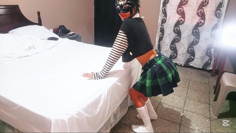 Skinnydanie21: Professora Faz Sexo com Estudante de 18 Anos