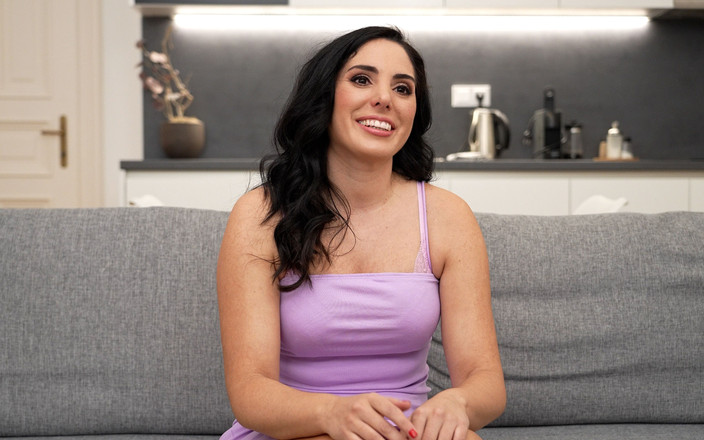 Skinz Contrast: 흑인 대물 자지에게 따먹히는 거유 밀프