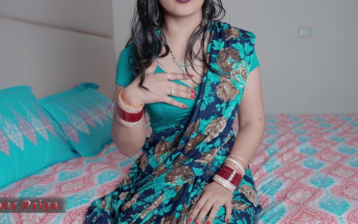 Your Priya: India caliente dedeándose y vibrando para devar ji en audio...