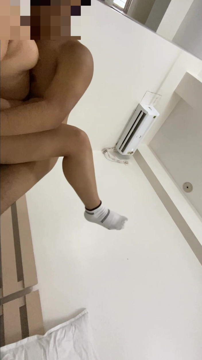 Mona baby: Шлюшка Мона трахнула привида в обличчя чоловіка вночі