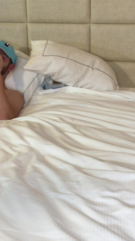 Jake Grand masturbazione solitaria di 30 minuti