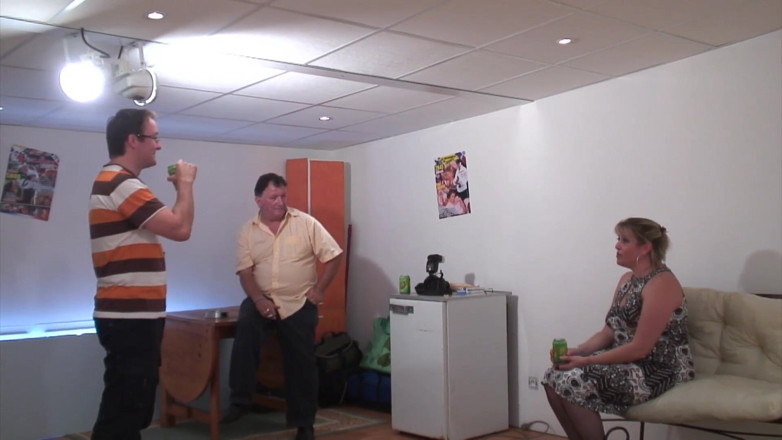 Porn Amazing: Passage home with double fuck