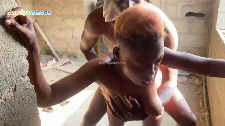 Mandywetzone: I Kept Going Back to My Bricklayer Boyfriend You Guys...