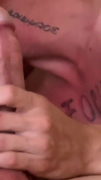 Gives a Deepthroat to a Friend While He Plays on the Phone