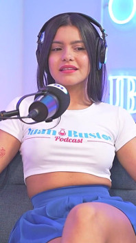 Camilahenao, a Hot College Girl, Has an Extreme Orgasm After Receiving All the Cum in Her Mouth!