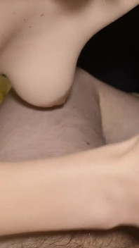 Hete vrouw slikt sperma