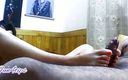 Bolly Karma: Interracial massage av vit slampa fru på webbkamera