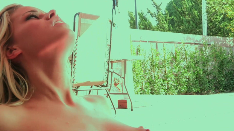 Foxy Desire: Nikki hearts e jessa rhodes lesbiche in piscina