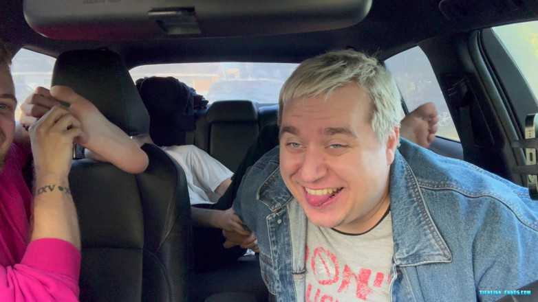 Ticklish Chubs: Snyft: Dimitri
