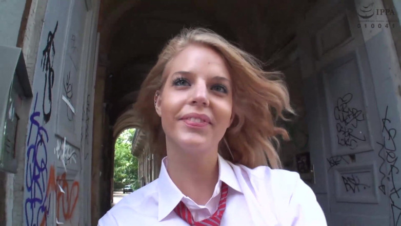 Vulture: นักศึกษาสาว blonde พิเศษ - ตอน 1