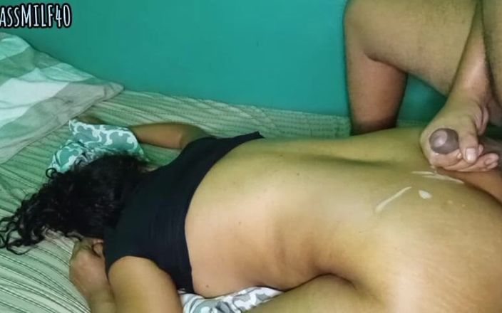 BigassMILF40: Fyller den otrogna kvinnans röv med sperma i bakifrån