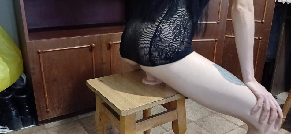 Lesbian-candys: Pieprzę się ostro dildem i spermą intensywnie