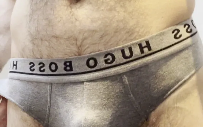 Hairy Otter: Jerking off at the Gym with a Big Cum Shot