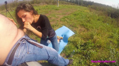 Sexy Dirty Girl: Sexy dlouhé kouření - masturbace venku s PVC pláštěnkami - Kouření venku