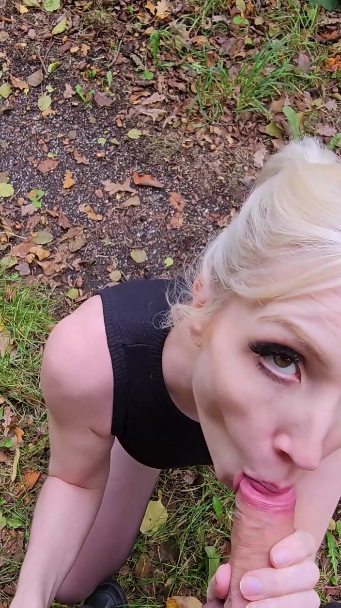 Scoopcake: Public Pissing Blond Nylon Babe Gets Cum on Her Pantyhose